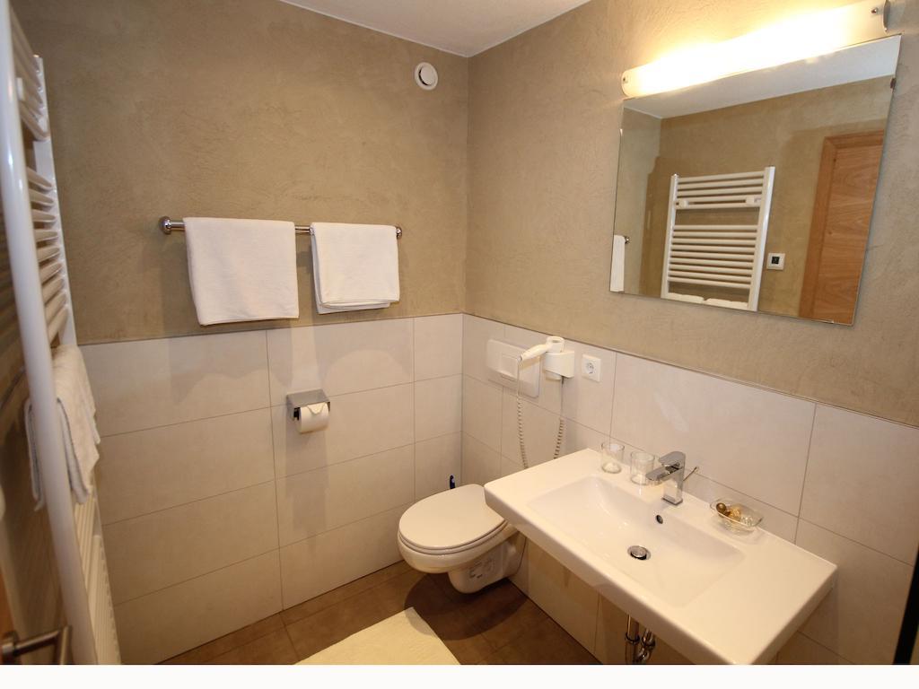 Apart Gletscherblick Kaunertal Room photo