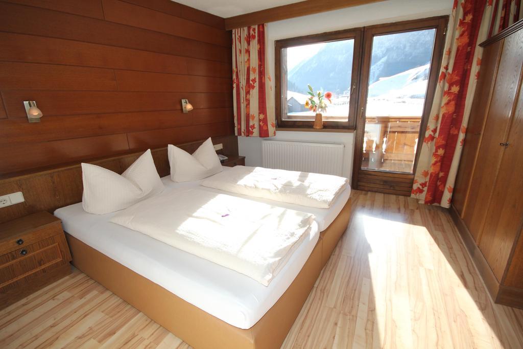 Apart Gletscherblick Kaunertal Room photo